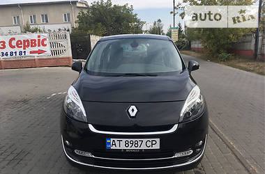 Мінівен Renault Grand Scenic 2012 в 