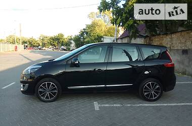 Мінівен Renault Grand Scenic 2014 в 