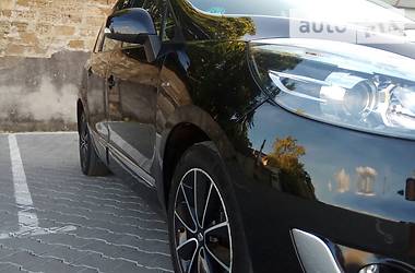 Мінівен Renault Grand Scenic 2014 в 