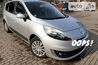 Мінівен Renault Grand Scenic 2012 в 