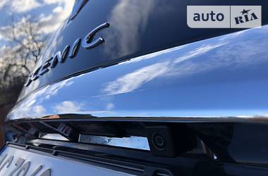 Мінівен Renault Grand Scenic 2012 в 