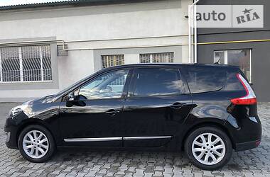 Мінівен Renault Grand Scenic 2012 в 