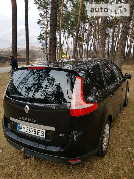 Універсал Renault Grand Scenic 2010 в Житомирі