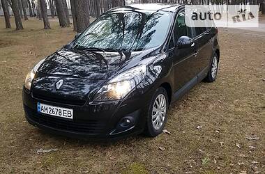 Універсал Renault Grand Scenic 2010 в 