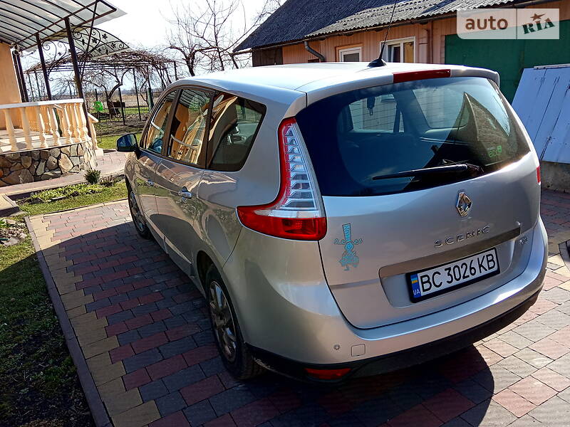 Універсал Renault Grand Scenic 2011 в Городку