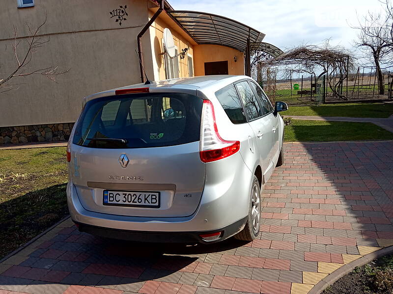 Універсал Renault Grand Scenic 2011 в Городку