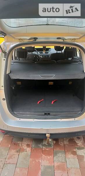 Мінівен Renault Grand Scenic 2012 в Збаражі