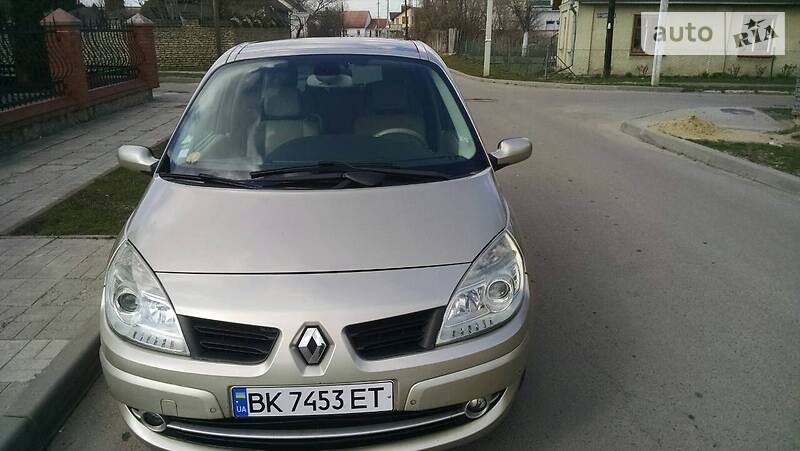 Хетчбек Renault Grand Scenic 2007 в 