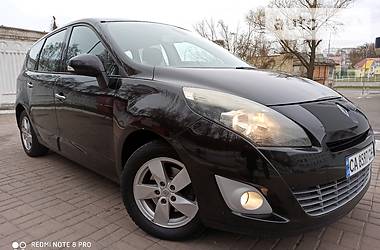 Мінівен Renault Grand Scenic 2010 в 