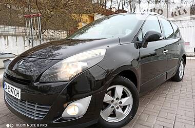 Мінівен Renault Grand Scenic 2010 в 