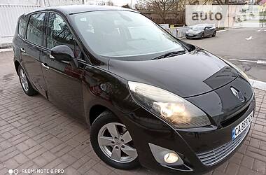 Мінівен Renault Grand Scenic 2010 в 
