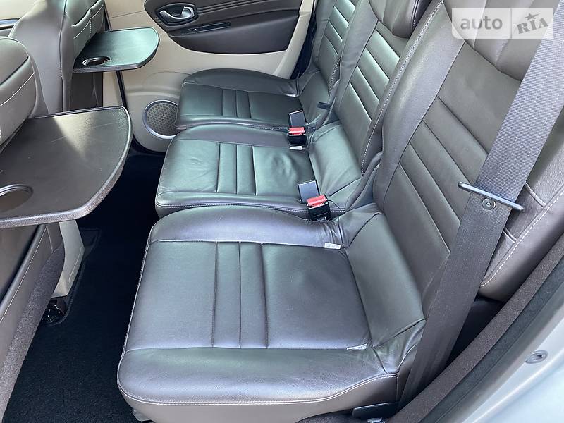Мінівен Renault Grand Scenic 2010 в Дубні