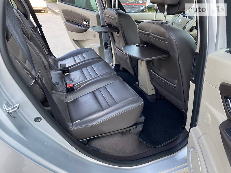 Мінівен Renault Grand Scenic 2010 в Дубні