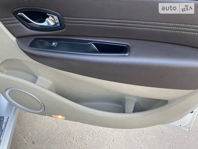Мінівен Renault Grand Scenic 2010 в Дубні