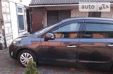 Універсал Renault Grand Scenic 2011 в 