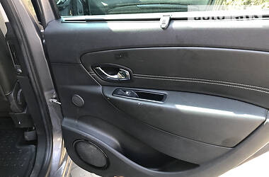 Мінівен Renault Grand Scenic 2013 в 
