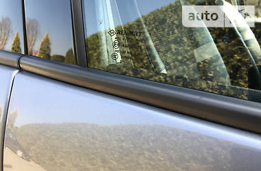 Мінівен Renault Grand Scenic 2013 в 