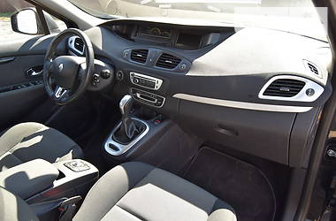 Мінівен Renault Grand Scenic 2014 в 