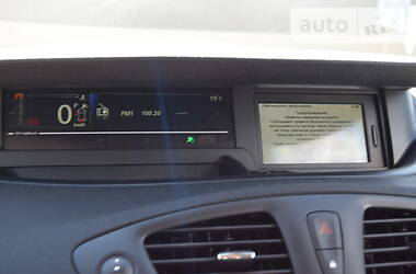Мінівен Renault Grand Scenic 2014 в 