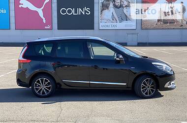 Мінівен Renault Grand Scenic 2015 в 