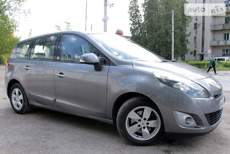 Мінівен Renault Grand Scenic 2009 в Бориславі