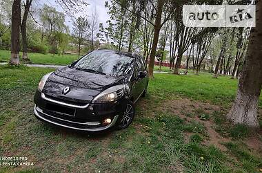 Мінівен Renault Grand Scenic 2013 в 