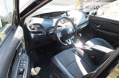 Мінівен Renault Grand Scenic 2013 в 