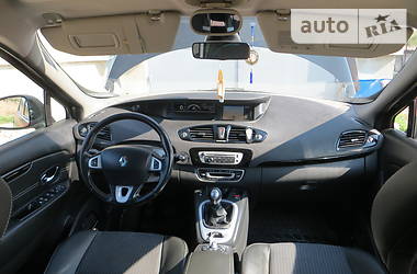 Мінівен Renault Grand Scenic 2013 в 