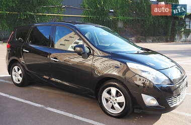 Минивэн Renault Grand Scenic 2010 в Одессе