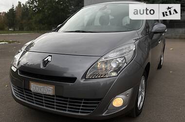 Универсал Renault Grand Scenic 2011 в Ровно