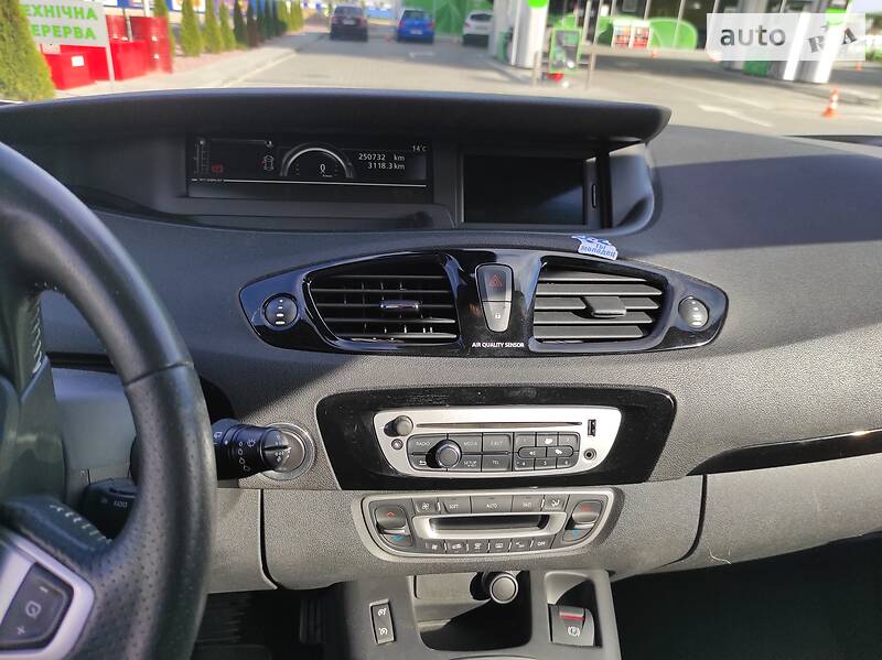Мінівен Renault Grand Scenic 2012 в Києві