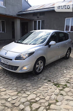 Минивэн Renault Grand Scenic 2009 в Косове