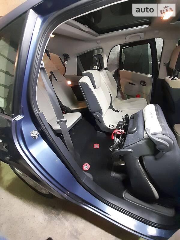 Мінівен Renault Grand Scenic 2008 в Южноукраїнську фото 54 Мінівен Renault Grand Scenic 2008 в Южноукраїнську