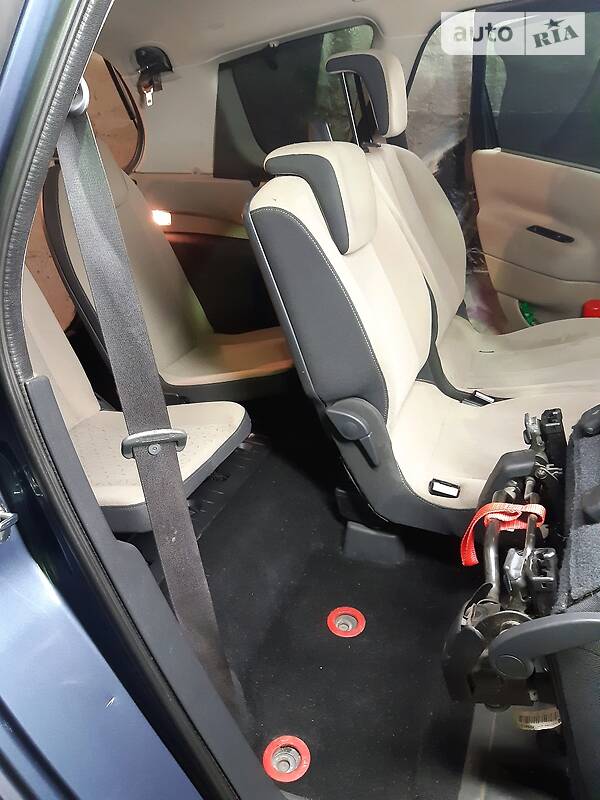 Мінівен Renault Grand Scenic 2008 в Южноукраїнську фото 75 Мінівен Renault Grand Scenic 2008 в Южноукраїнську