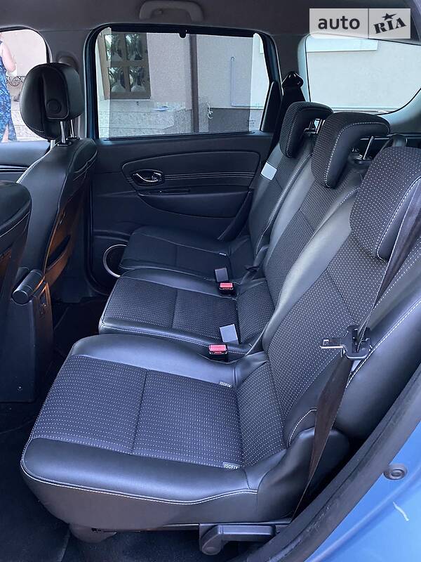Універсал Renault Grand Scenic 2011 в Рівному