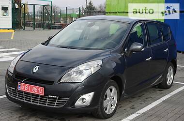 Минивэн Renault Grand Scenic 2010 в Умани