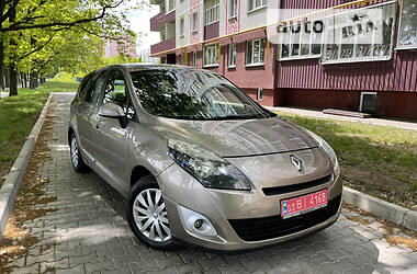 Универсал Renault Grand Scenic 2011 в Полтаве