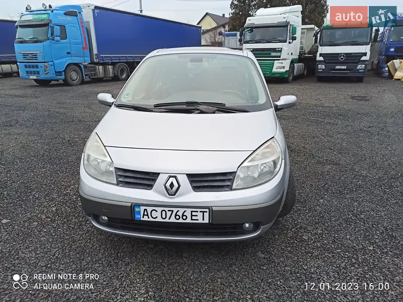Renault Grand Scenic 2005