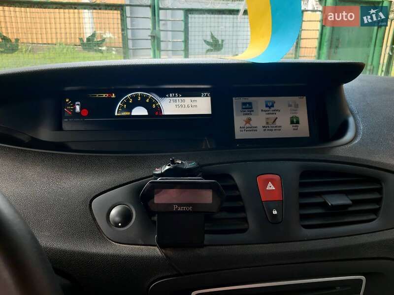 Мінівен Renault Grand Scenic 2010 в Ватутіному фото 5 Мінівен Renault Grand Scenic 2010 в Ватутіному