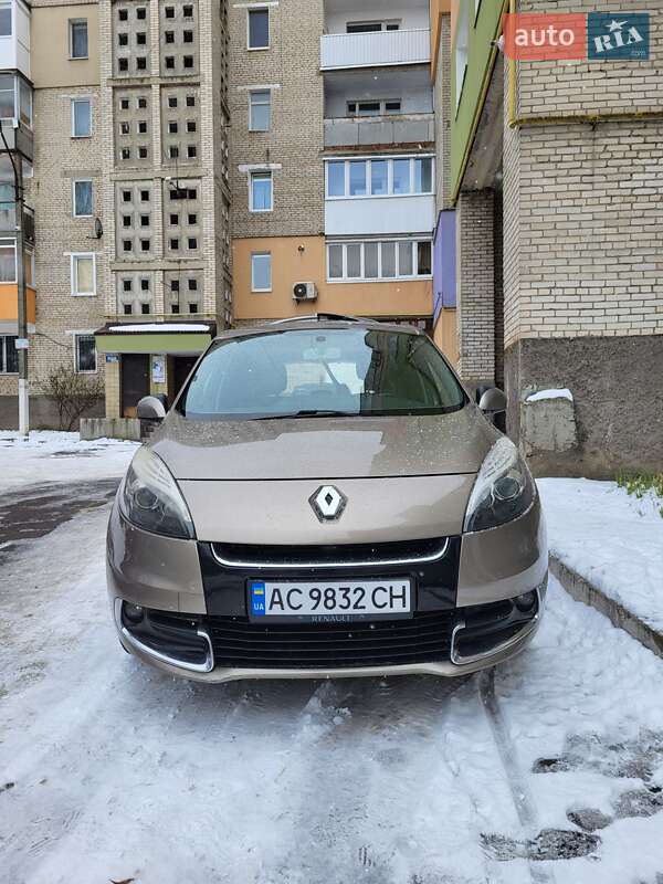 Минивэн Renault Grand Scenic 2012 в Нововолынске