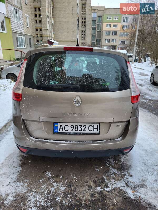 Минивэн Renault Grand Scenic 2012 в Нововолынске