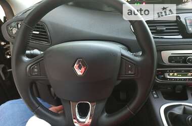 Мінівен Renault Grand Scenic 2015 в 