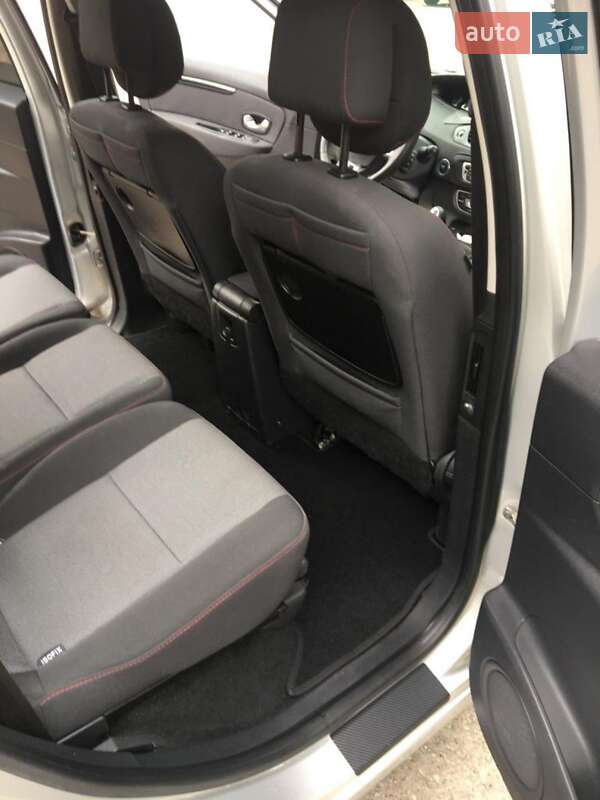 Минивэн Renault Grand Scenic 2013 в Калуше