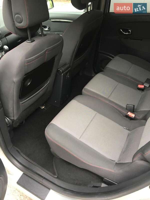 Минивэн Renault Grand Scenic 2013 в Калуше