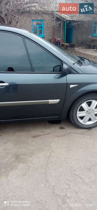 Мінівен Renault Grand Scenic 2004 в Межовій