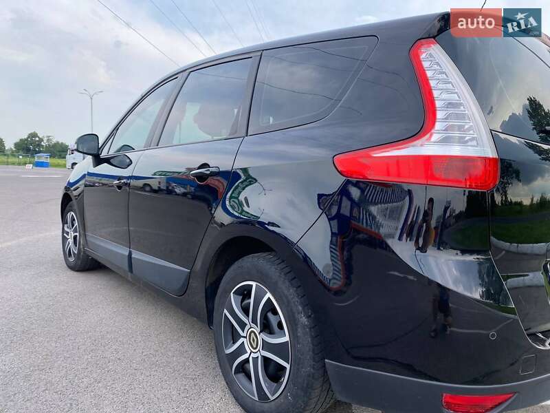 Мінівен Renault Grand Scenic 2012 в Луцьку