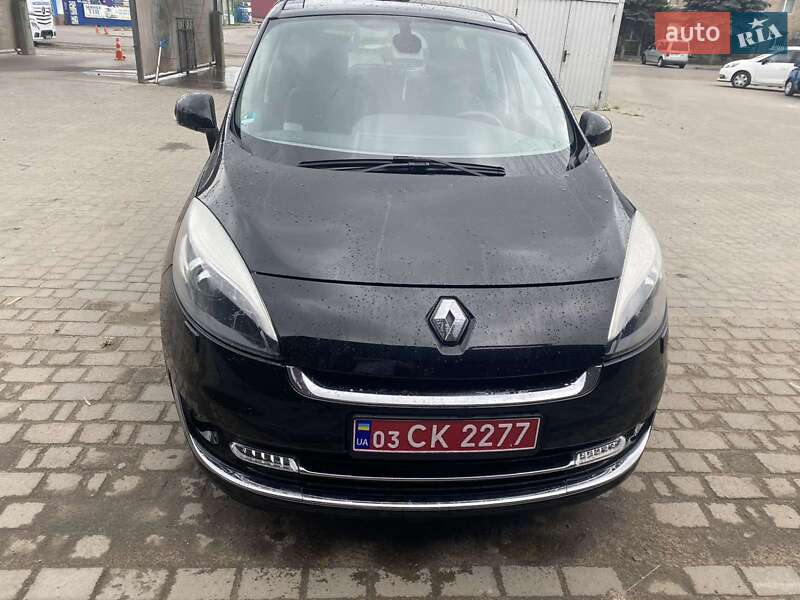 Renault Grand Scenic 2012