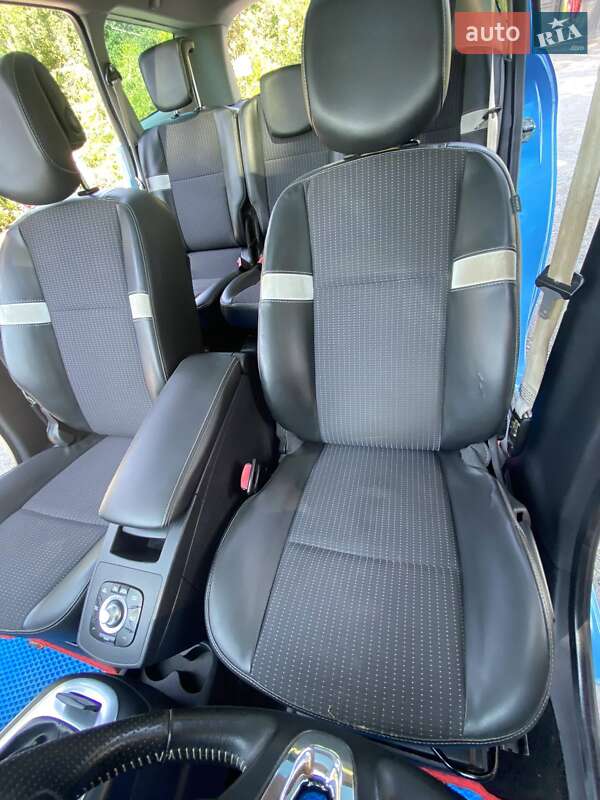 Мінівен Renault Grand Scenic 2013 в Бурштині