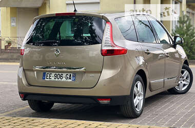 Мінівен Renault Grand Scenic 2016 в 