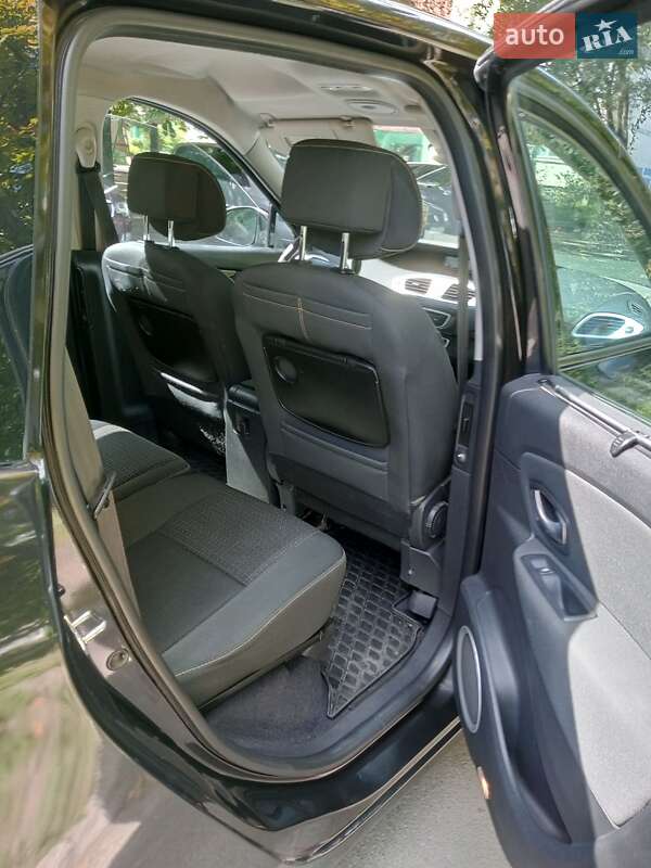Минивэн Renault Grand Scenic 2009 в Полтаве
